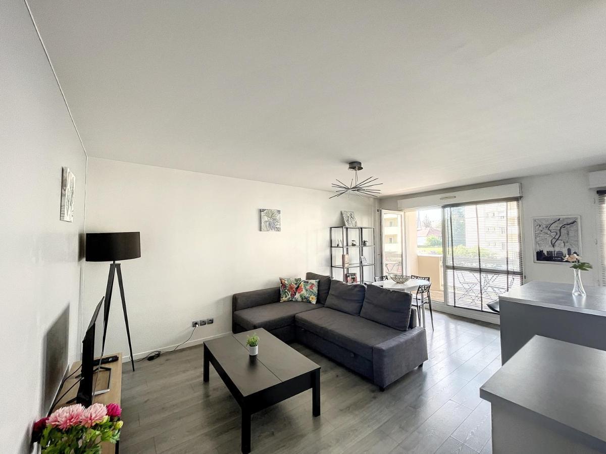 City & Cosy, Lyon Charcot- Wifi - Lave Linge - Balcon - Parking Extérieur photo