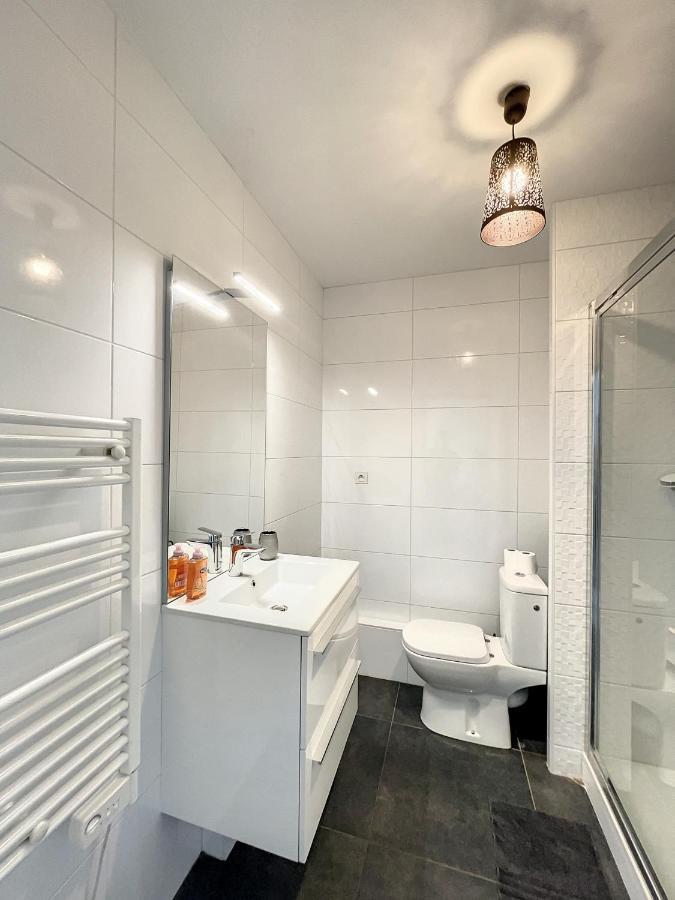 City & Cosy, Lyon Charcot- Wifi - Lave Linge - Balcon - Parking Extérieur photo