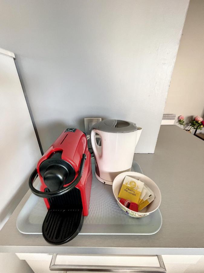 City & Cosy, Lyon Charcot- Wifi - Lave Linge - Balcon - Parking Extérieur photo