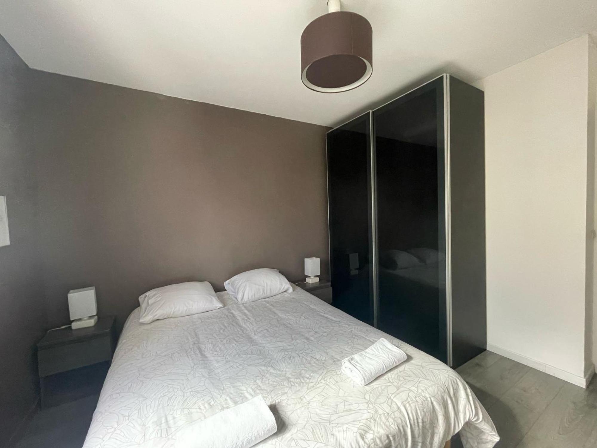 City & Cosy, Lyon Charcot- Wifi - Lave Linge - Balcon - Parking Extérieur photo